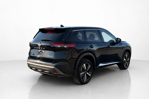 2023 Nissan Rogue — view 4