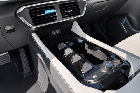2023 VinFast VF 8 — view 7